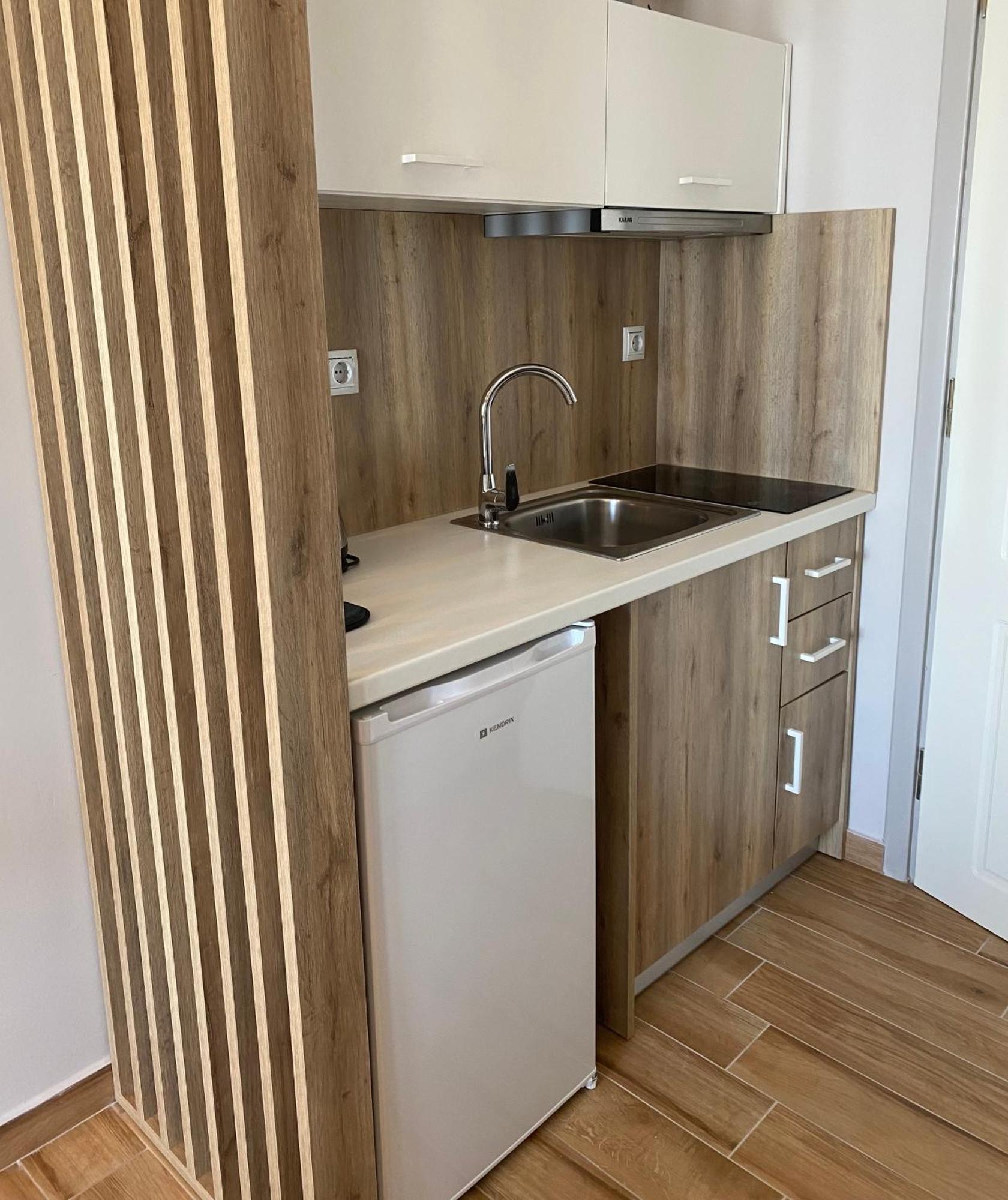 Erietti Studios Leptokaryá Luaran gambar