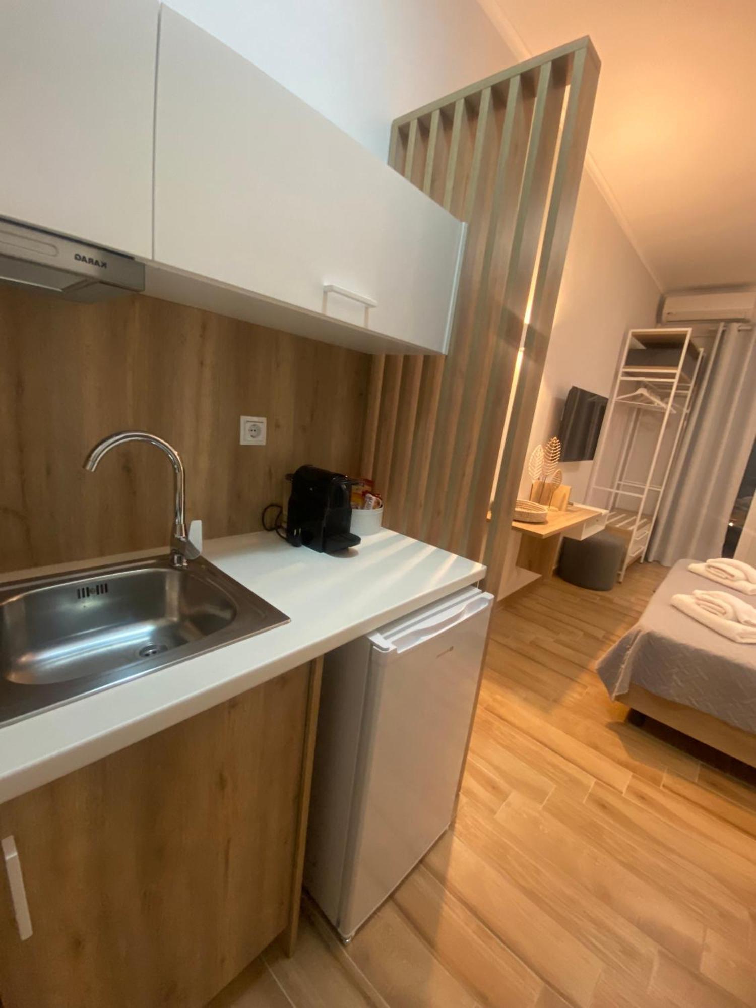 Erietti Studios Leptokaryá Luaran gambar